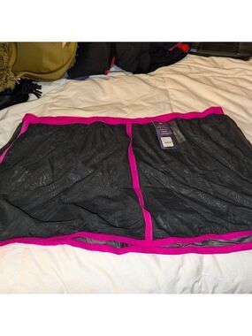 NWT- Lane Bryant Women's Black and Pink Slip Skirt (Lingerie)